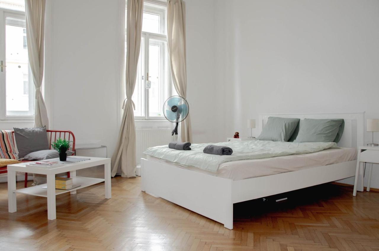 Wonderful Two Bedroom Apartment Wien Eksteriør bilde